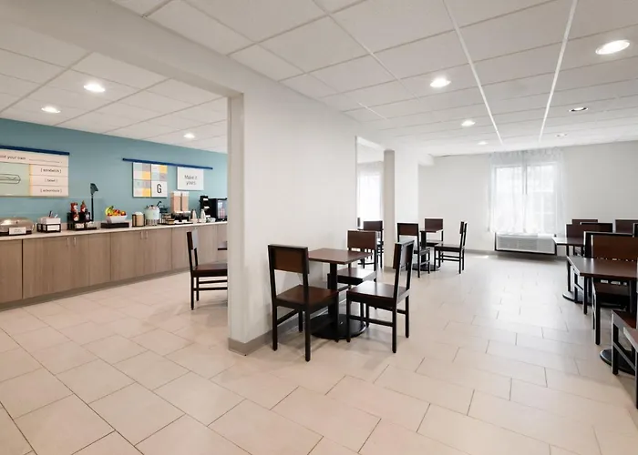 Garner Hotel Virginia Beach North By Ihg