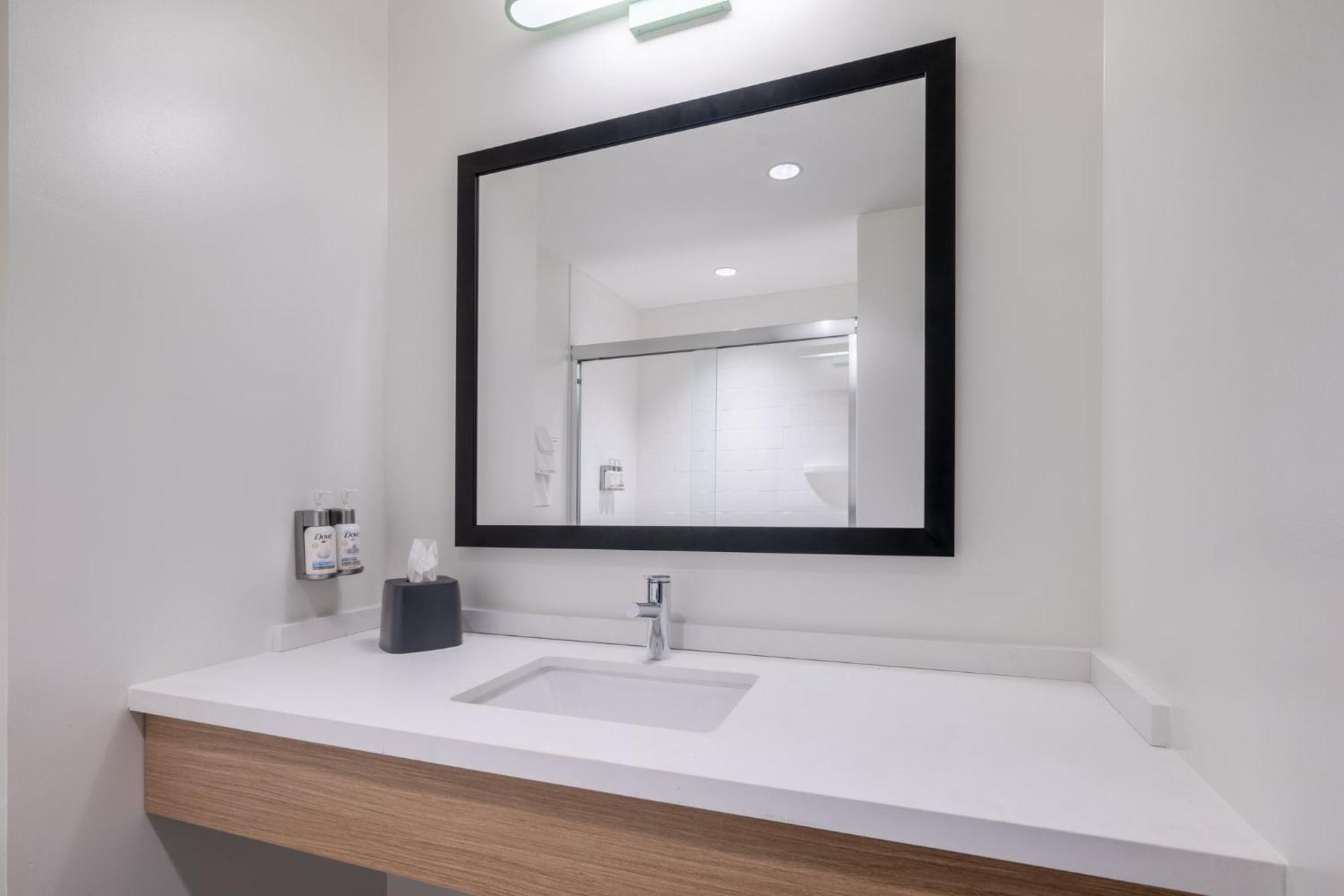 Hotel Garner Virginia North By Ihg Virginia Beach